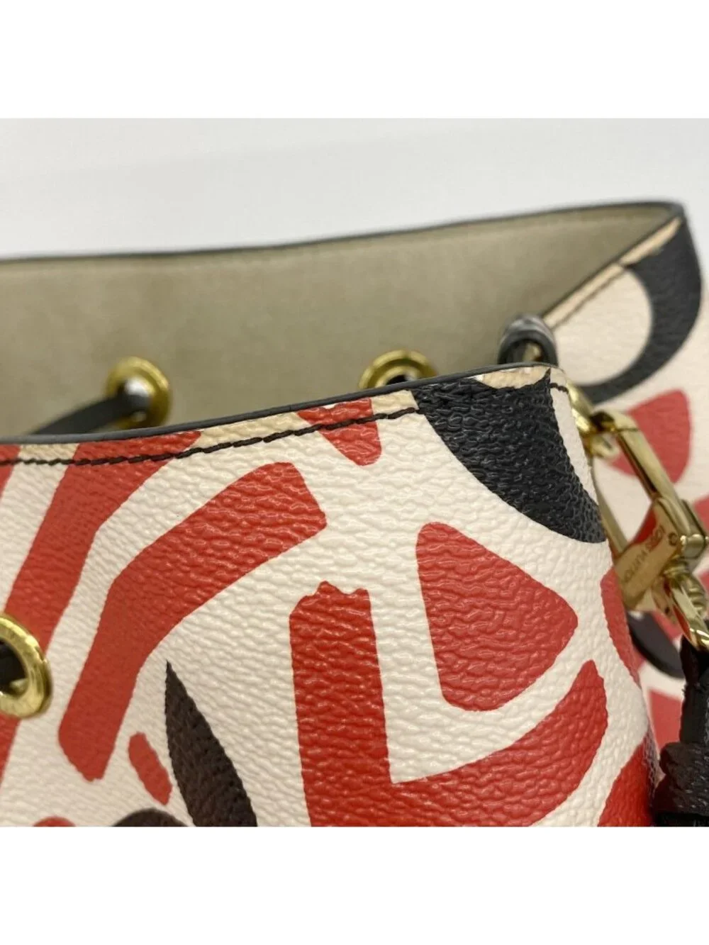 Louis Vuitton Shoulder Bag Monogram Giant Neo Noe Cream Rouge